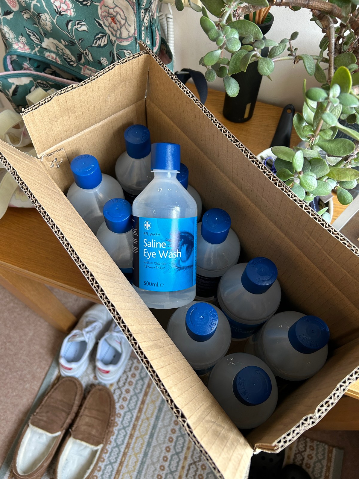 【小曦老師在英國】英國隱形眼鏡沖洗液推薦