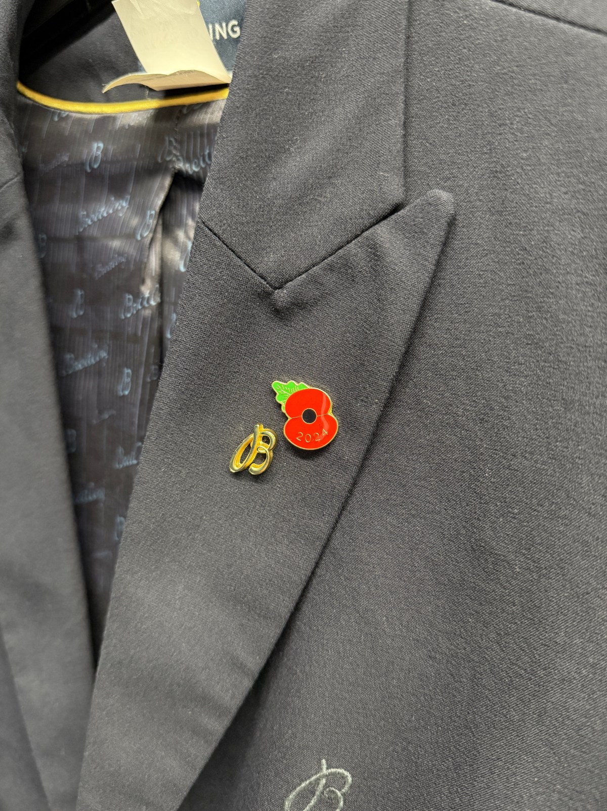 英國生活這些年來，我的第一朵虞美人胸章